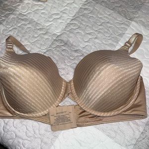 Warner’s nude bra size 40D